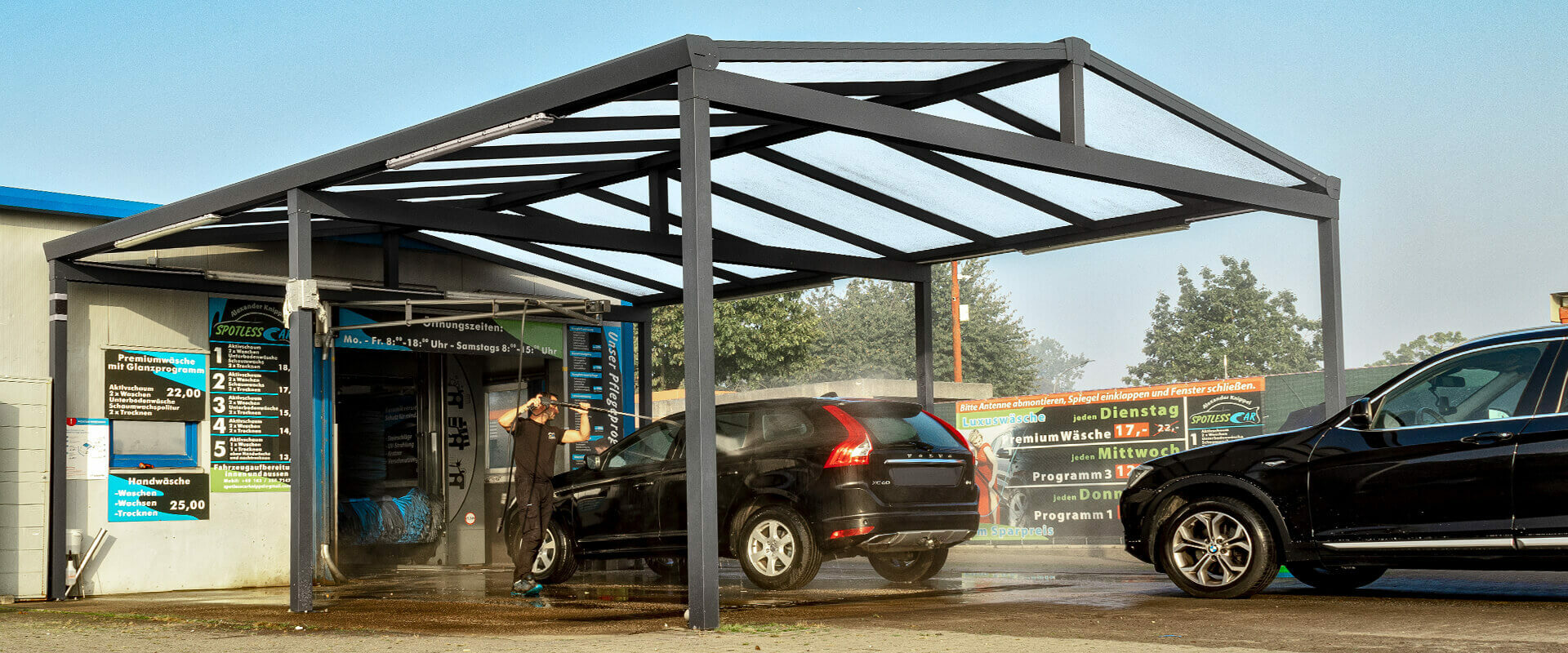 Unsere Terrassenüberdachungen als Carport bieten optimalen Schutz vor UV-Strahlung, Regen und Schnee für Ihr Auto