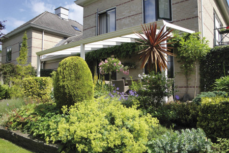Garten-Terasse-Ueberdach-HG-Raumdesign-Aluxe