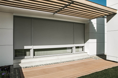 terassentuere-textilscreen-textiler-sonnenschutz-hg-raumdesign-roma